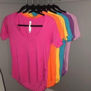 Aritzia T-shirt Bundle (6 shirts)